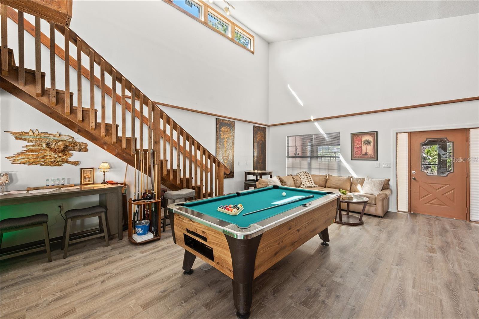 Image 4 of 60 For 3155 Waterside Drive