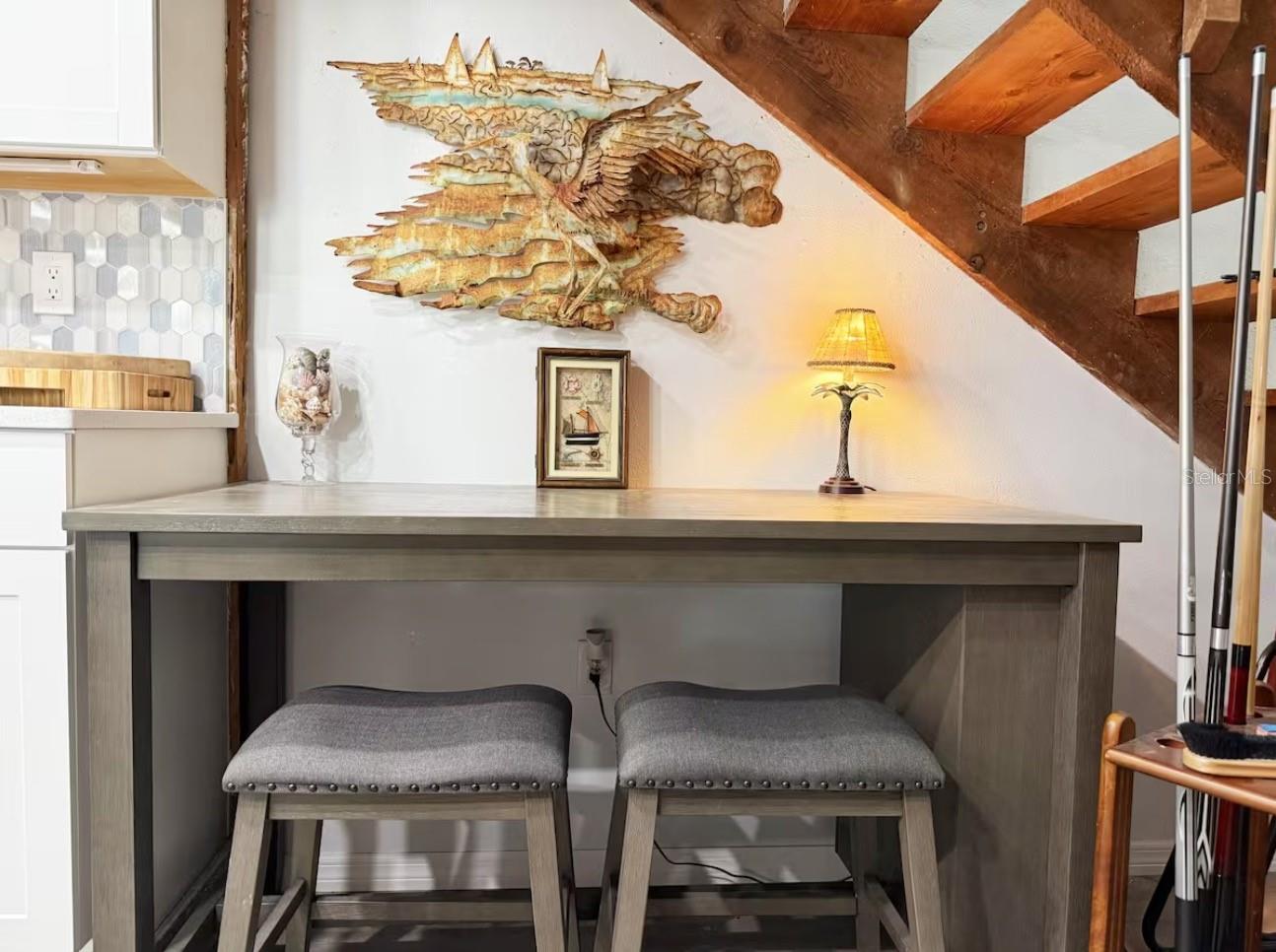 Image 6 of 60 For 3155 Waterside Drive