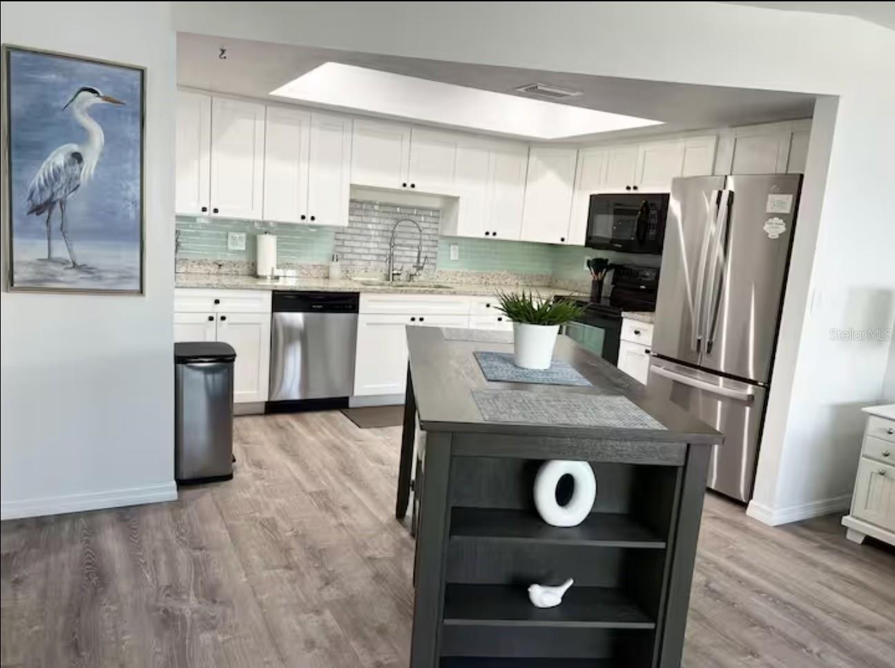 Image 33 of 60 For 3155 Waterside Drive A, B, C