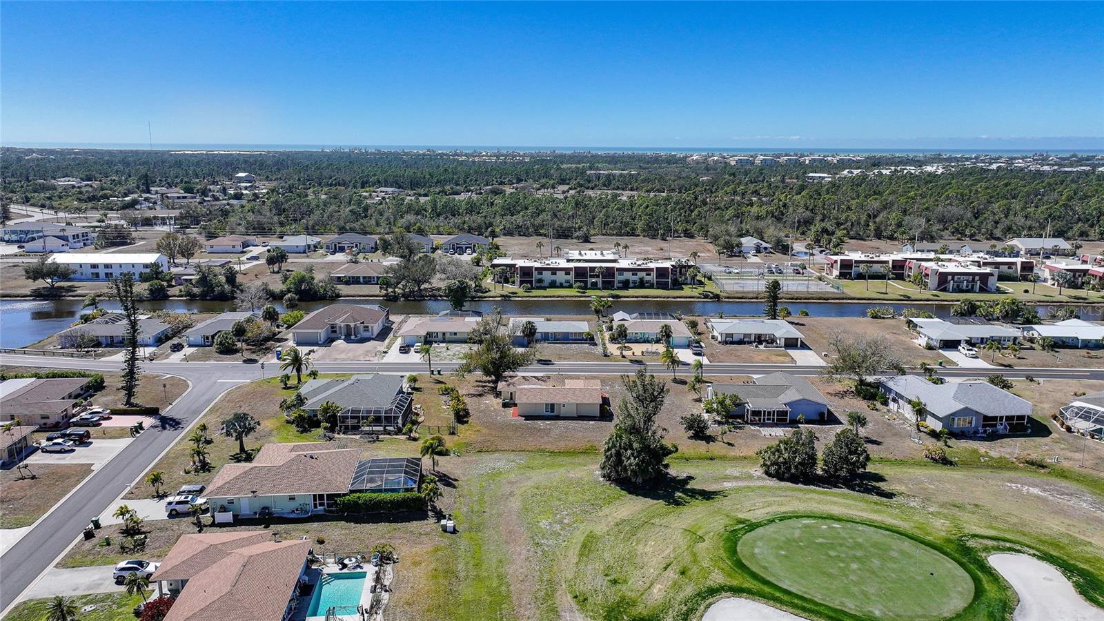 Image 30 of 54 For 60 Rotonda Circle