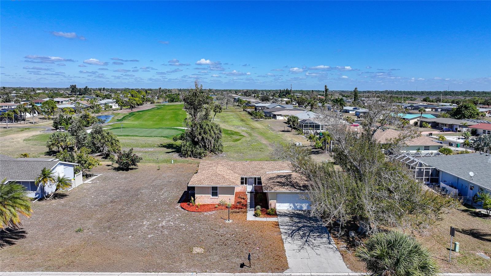 Image 32 of 54 For 60 Rotonda Circle