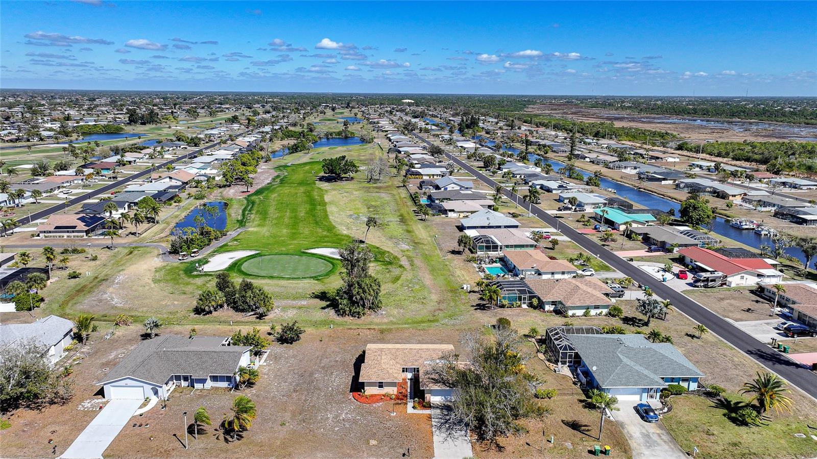 Image 35 of 54 For 60 Rotonda Circle