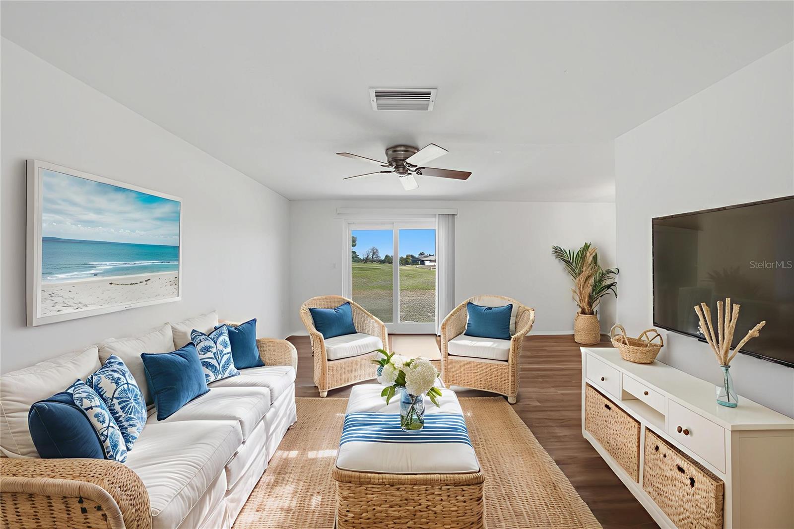 Image 4 of 54 For 60 Rotonda Circle