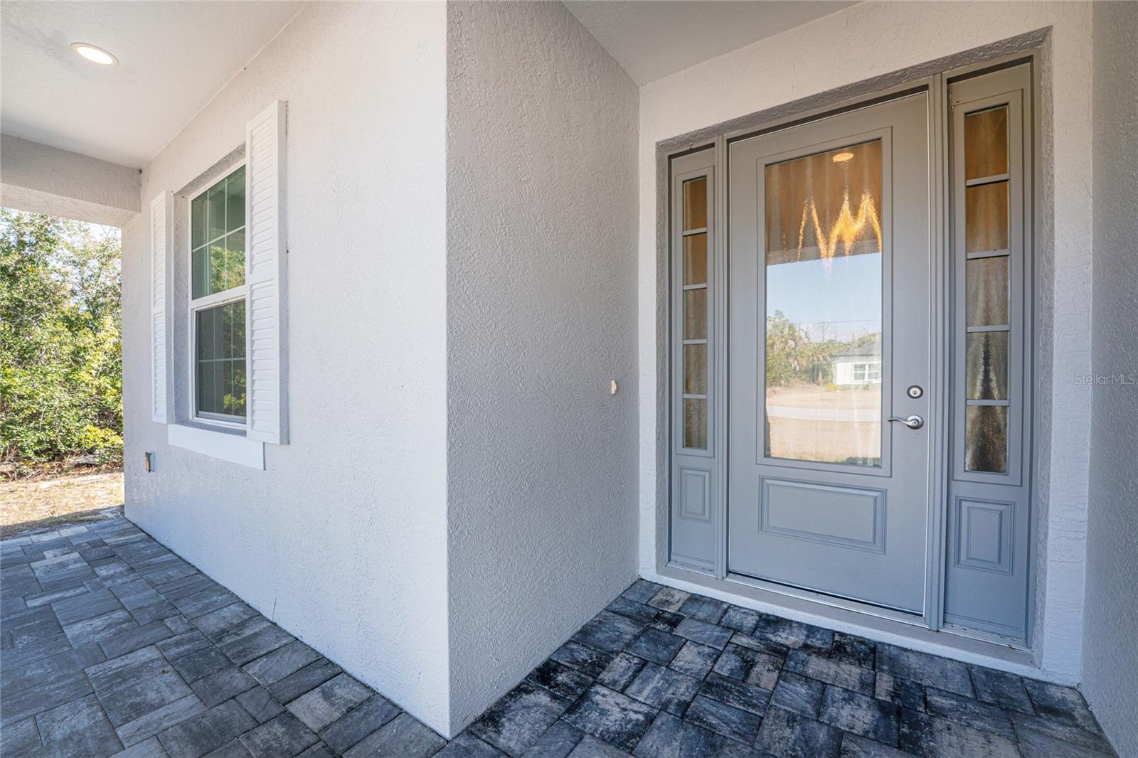 Image 7 of 57 For 399 Sunset Road N