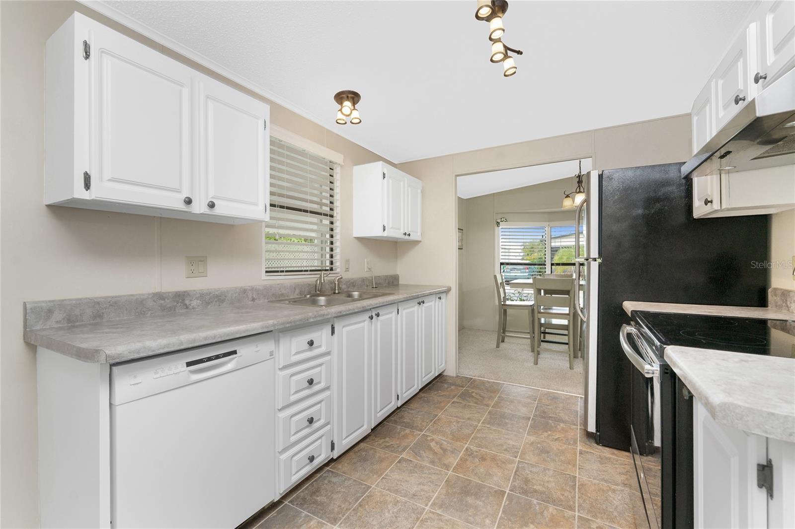 Image 17 of 57 For 45 Turtle Bay Circle