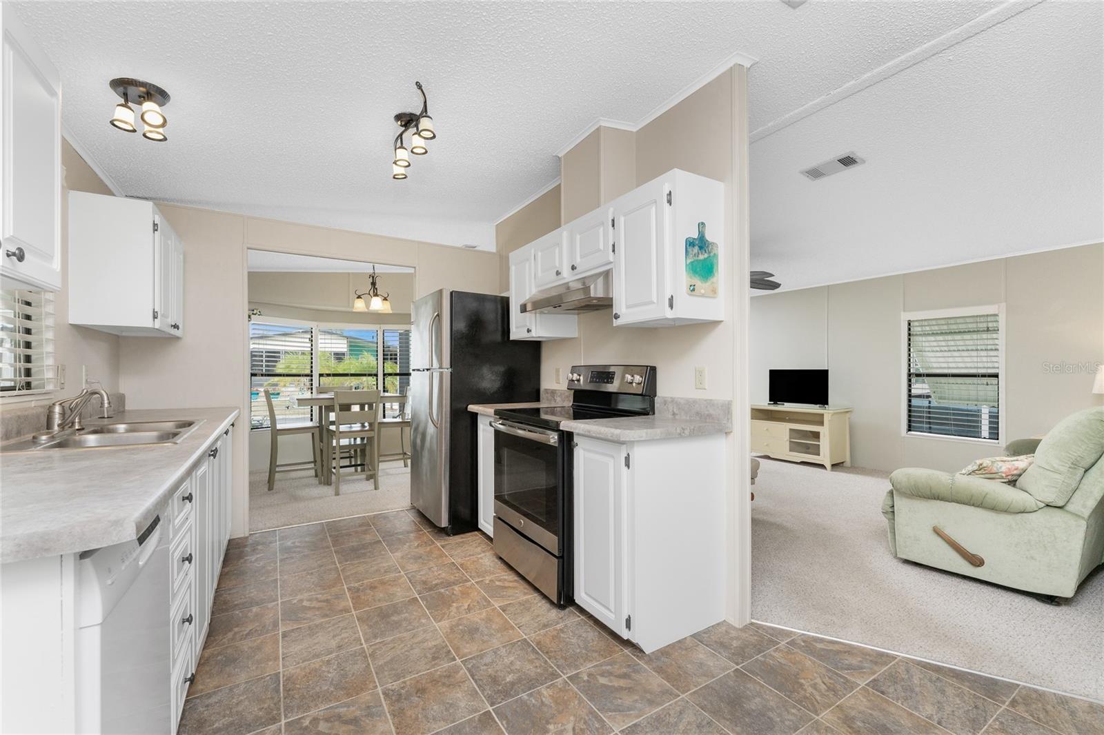 Image 18 of 57 For 45 Turtle Bay Circle