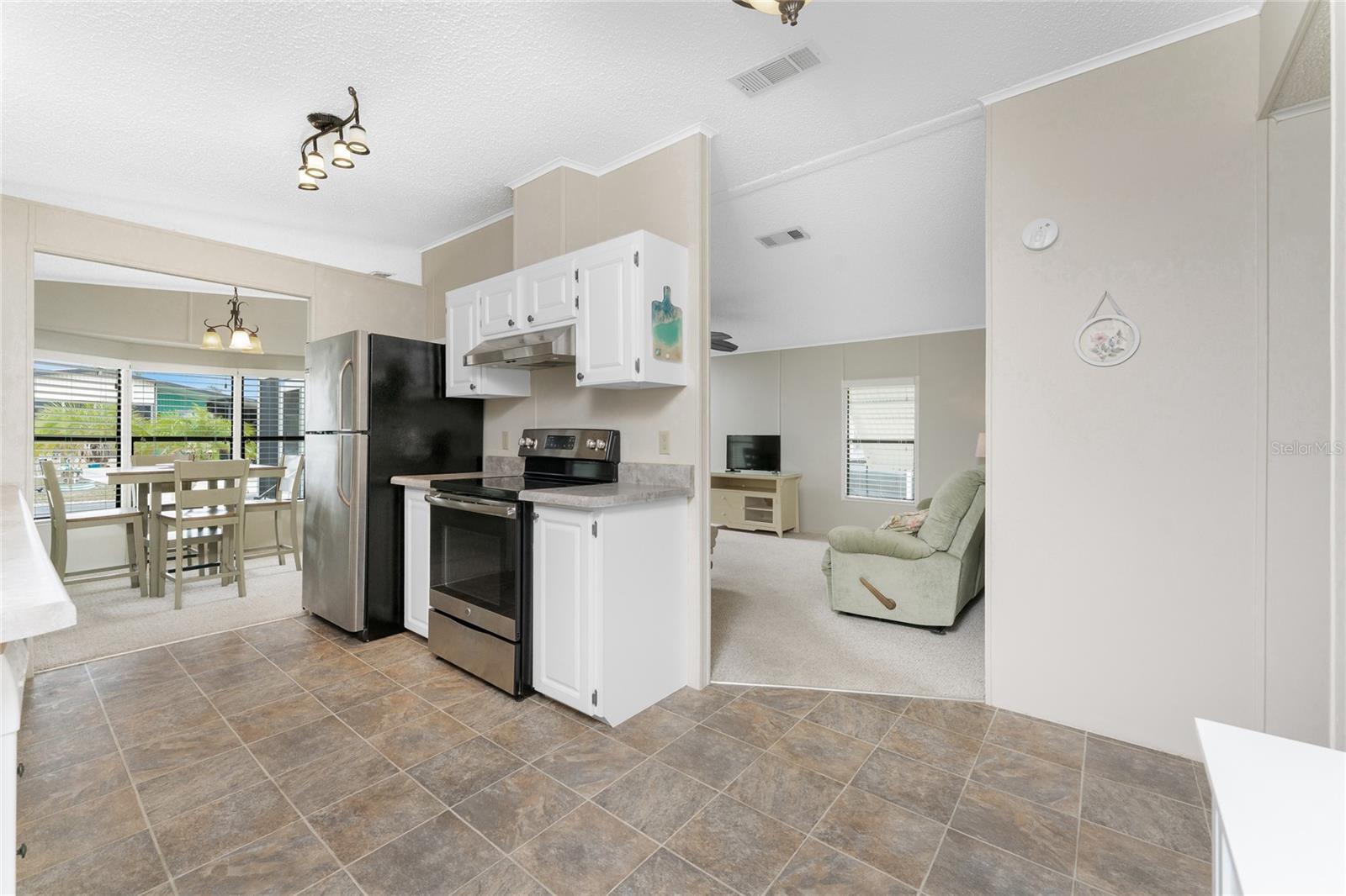 Image 19 of 57 For 45 Turtle Bay Circle