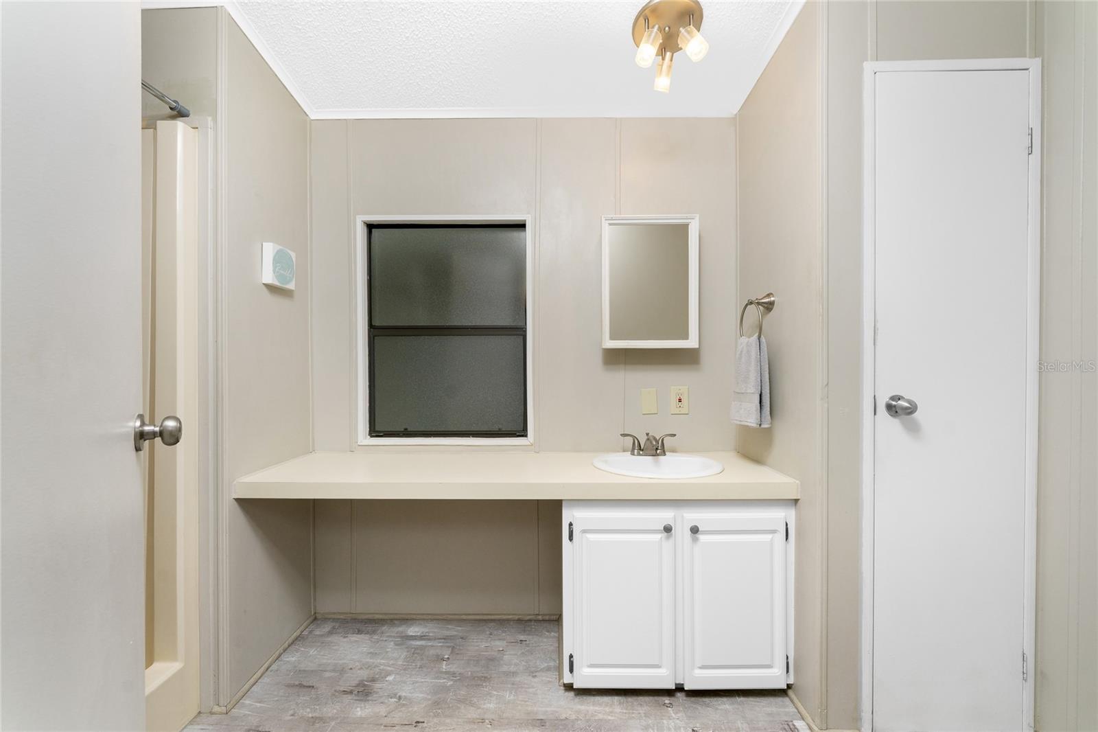 Image 27 of 57 For 45 Turtle Bay Circle