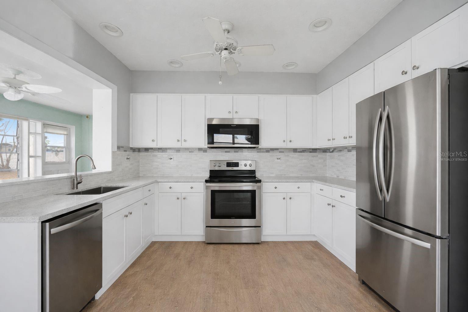 Listing photo id 9 for 40 Pearl Street 40