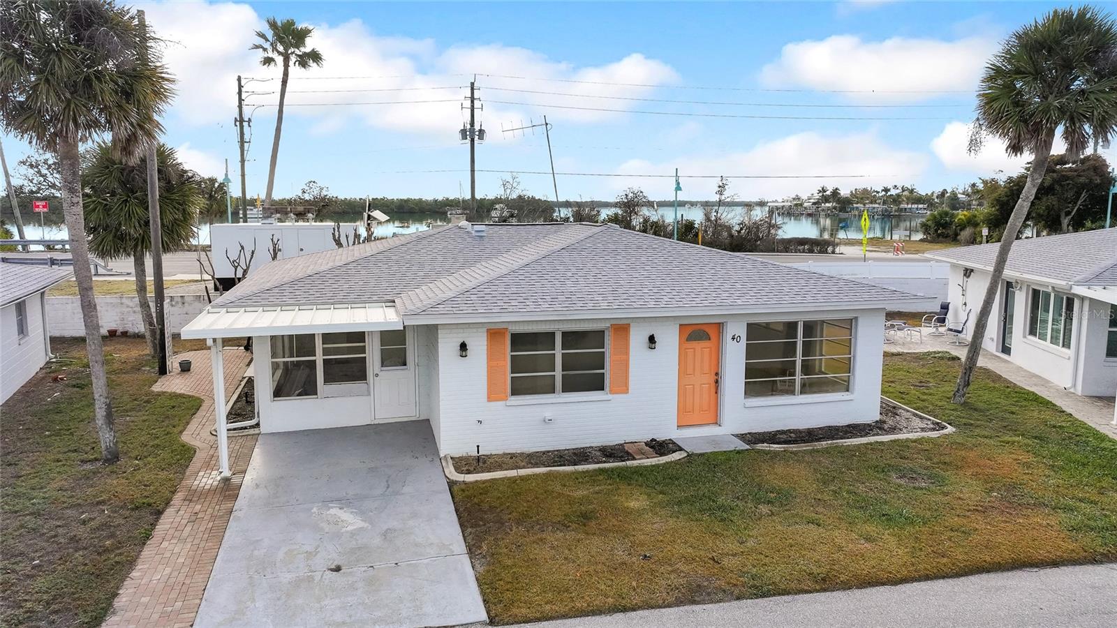 Listing photo id 32 for 40 Pearl Street 40