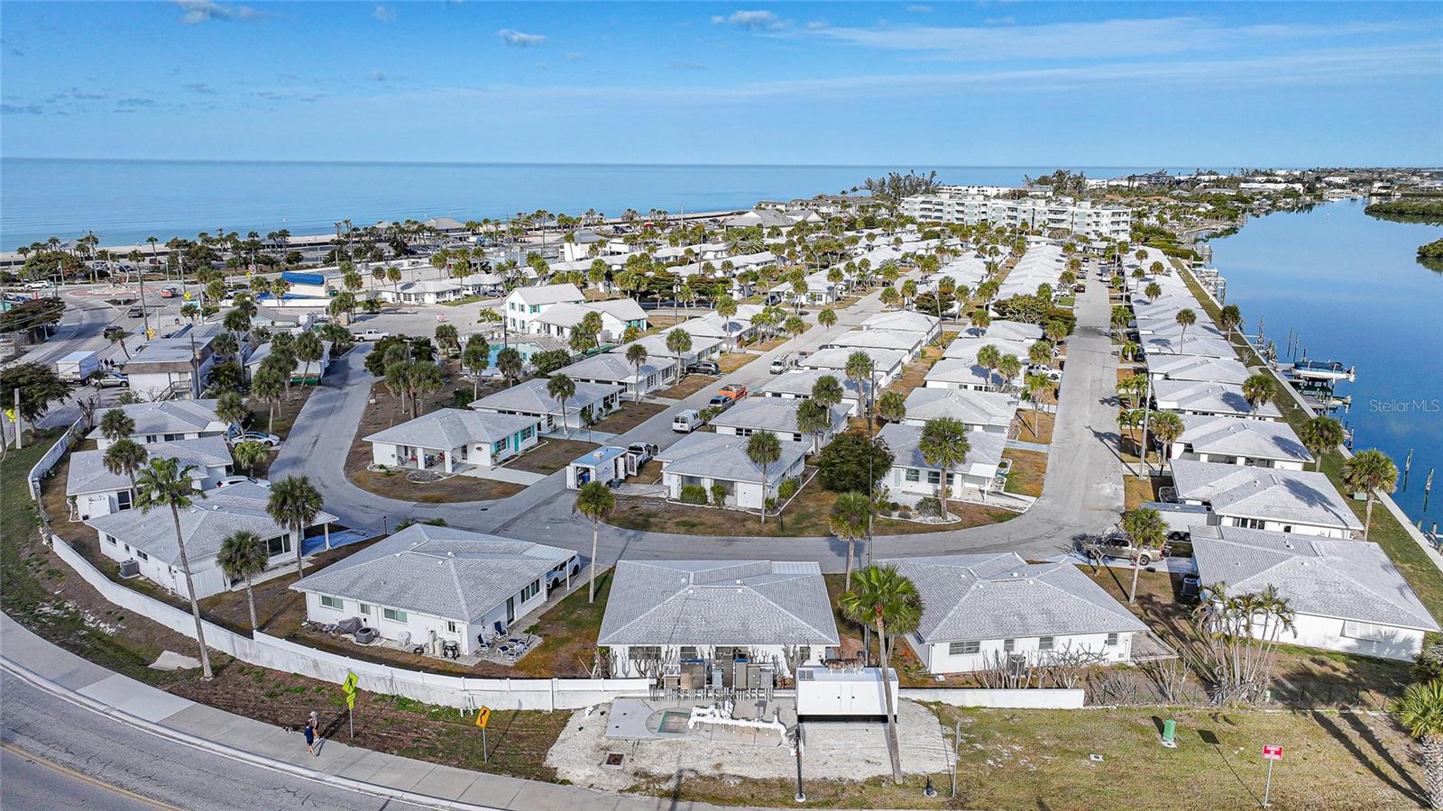 Listing photo id 44 for 40 Pearl Street 40