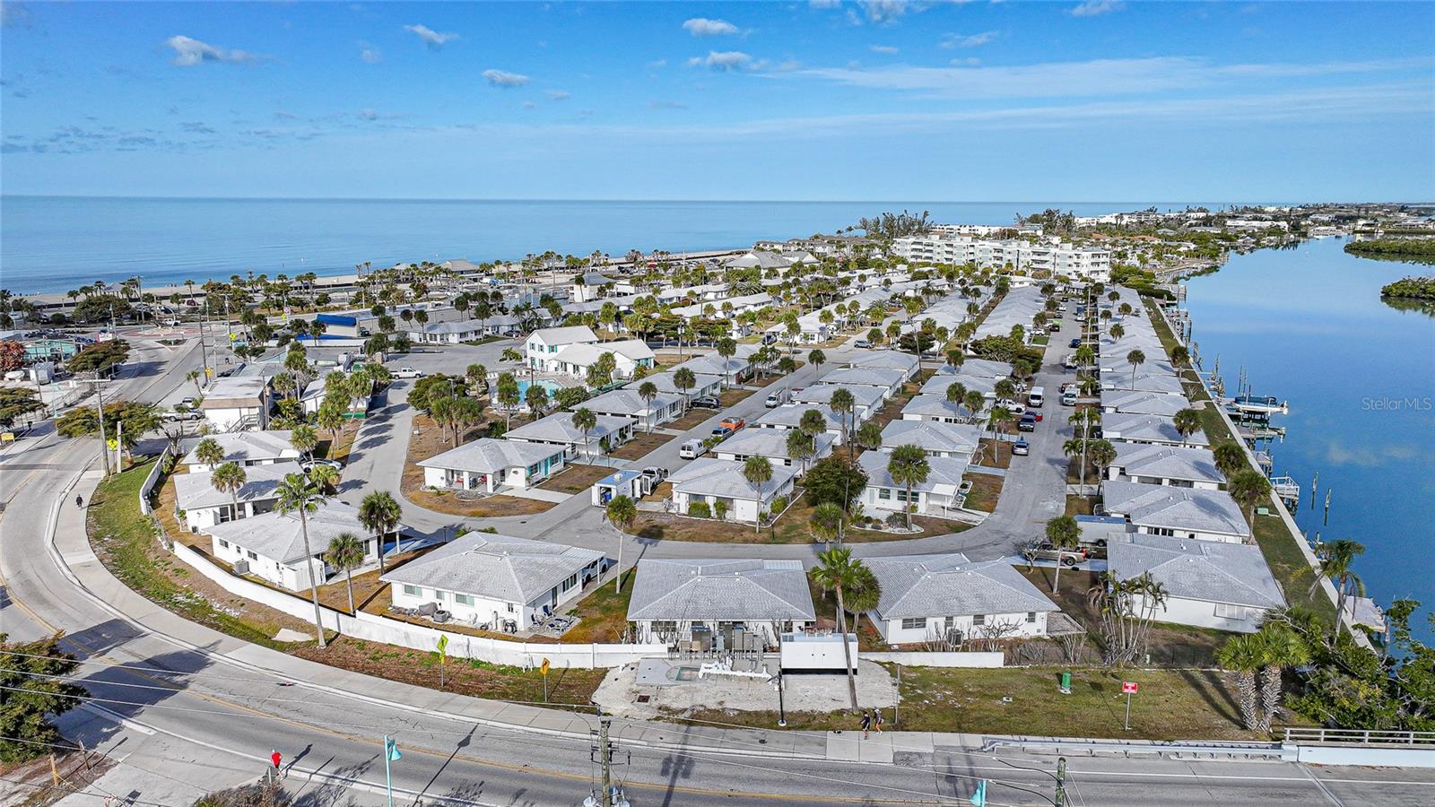 Listing photo id 45 for 40 Pearl Street 40