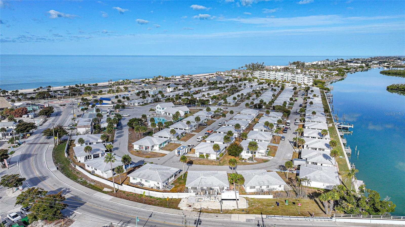 Listing photo id 48 for 40 Pearl Street 40