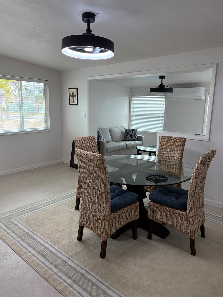 Image 12 of 27 For 1750 Winstan Avenue