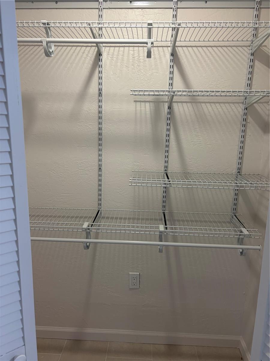 Image 20 of 27 For 1750 Winstan Avenue