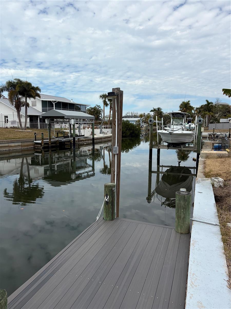 Image 4 of 27 For 1750 Winstan Avenue