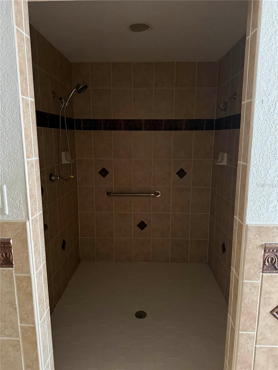 Image 28 of 40 For 6386 Scott Street