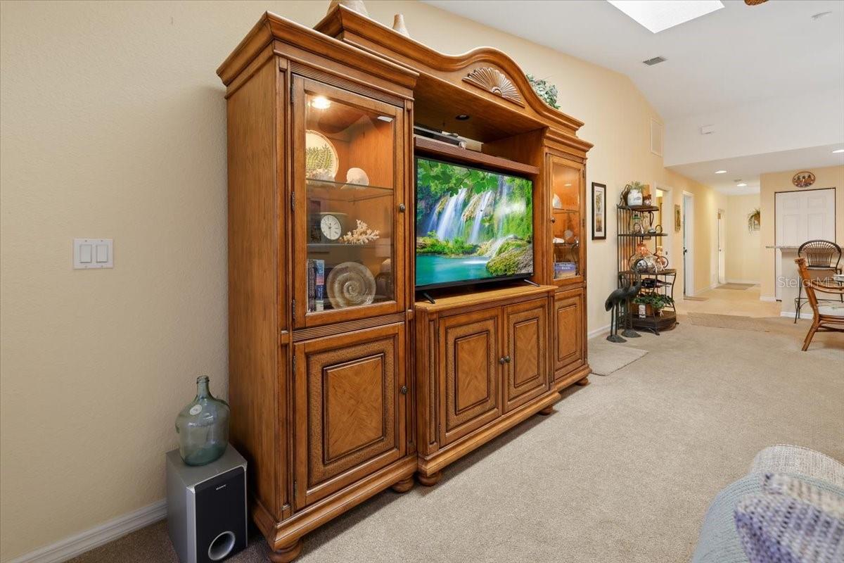 Image 29 of 47 For 9550 Fiddlers Green Circle 206