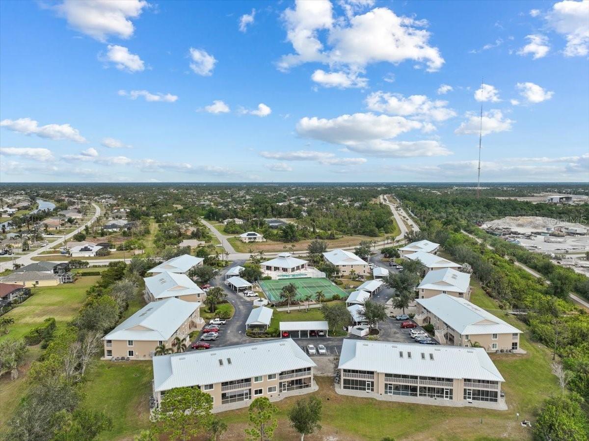 Image 35 of 47 For 9550 Fiddlers Green Circle 206