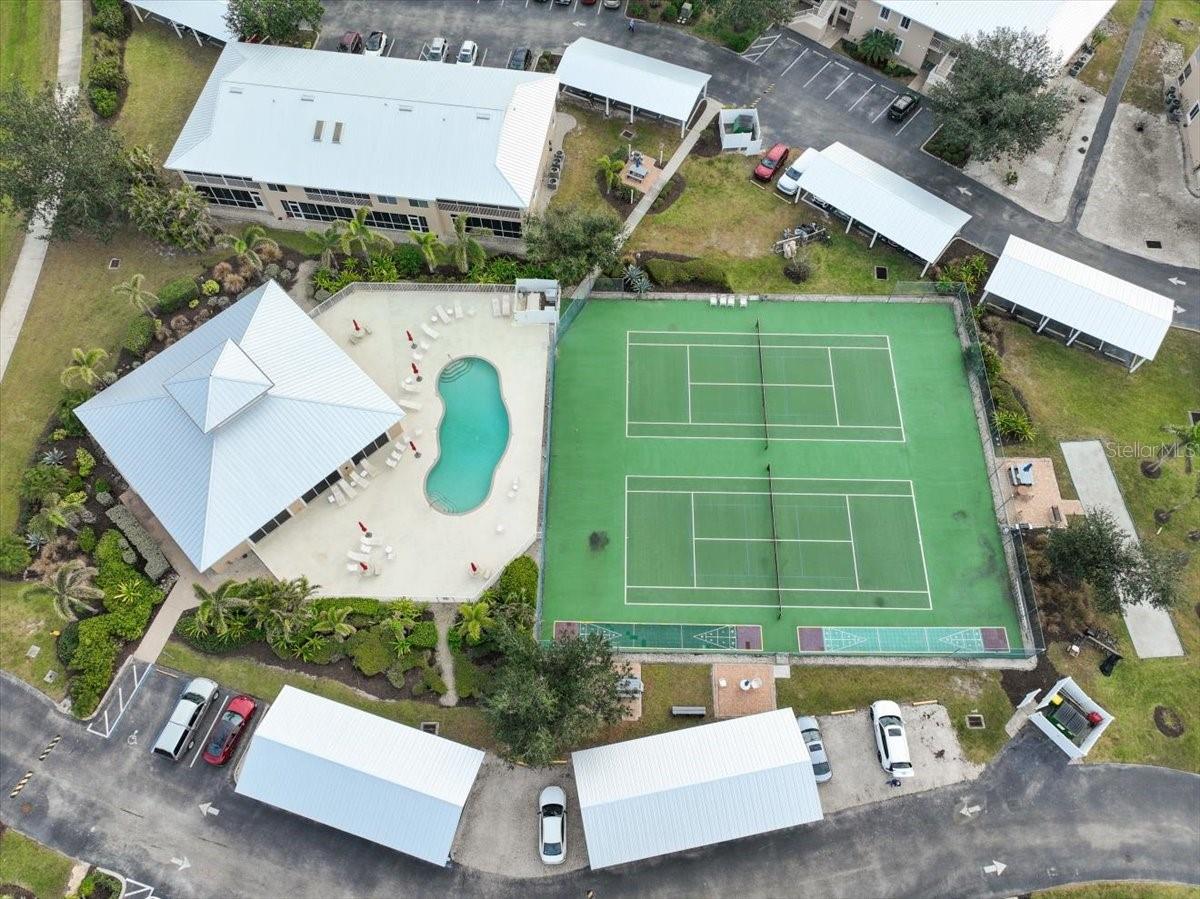 Image 37 of 47 For 9550 Fiddlers Green Circle 206