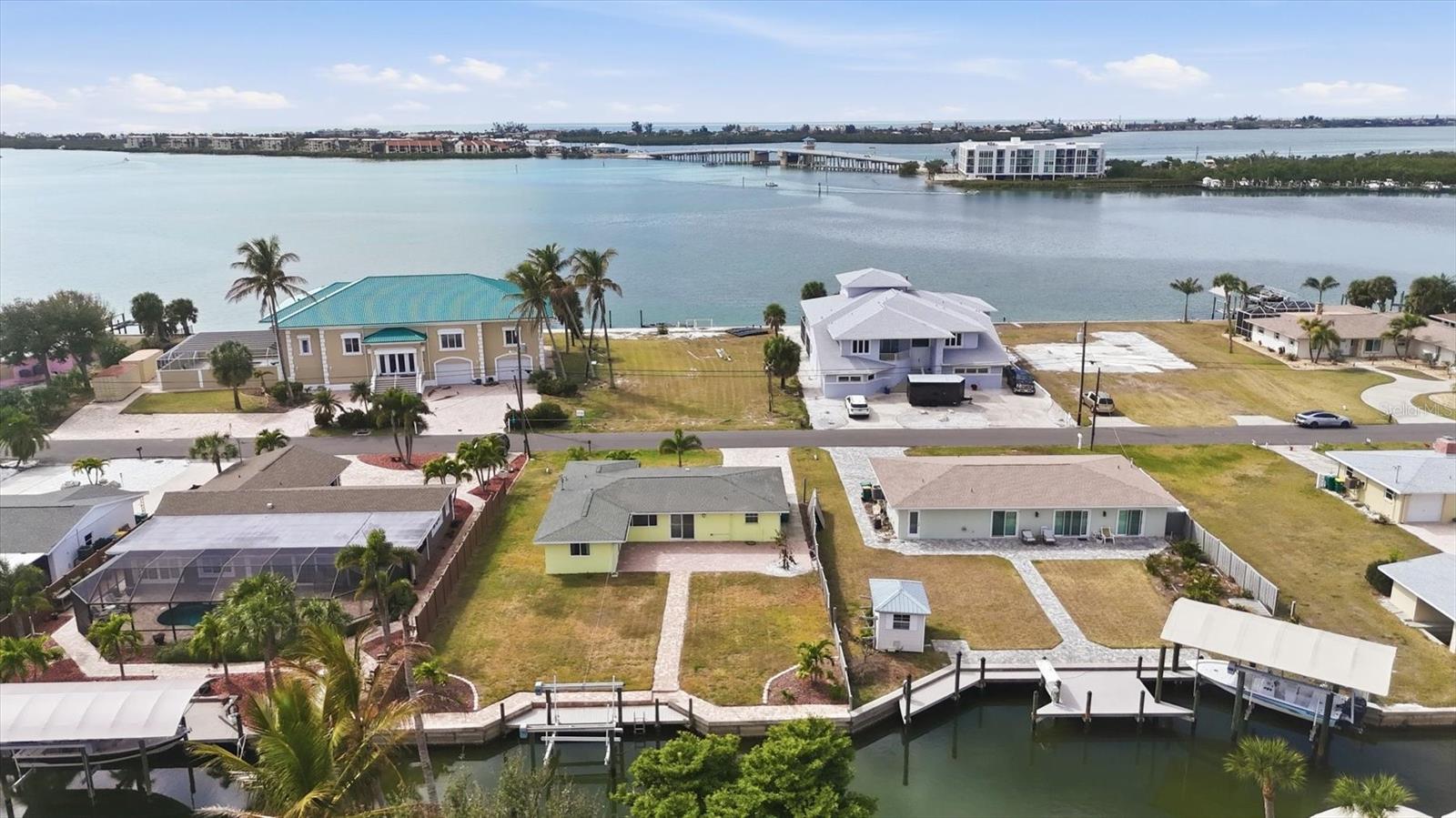 Image 38 of 61 For 1455 Lemon Bay Drive