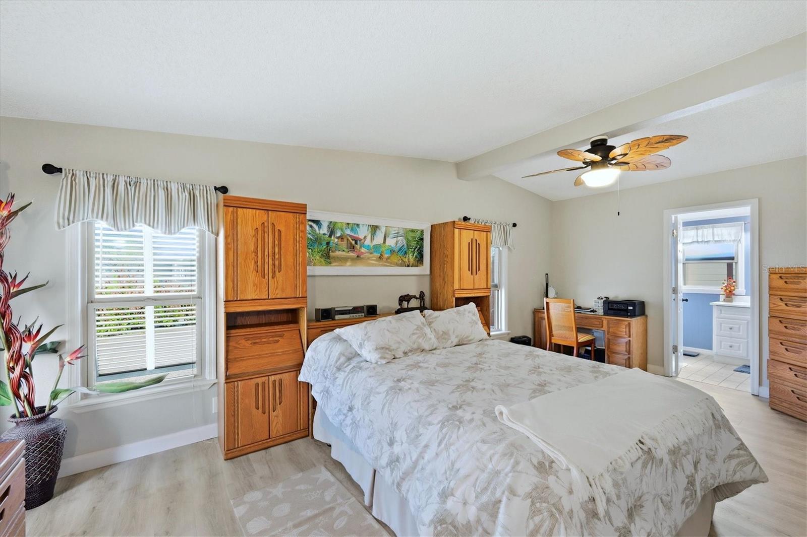 Image 15 of 52 For 6222 Falcon Drive