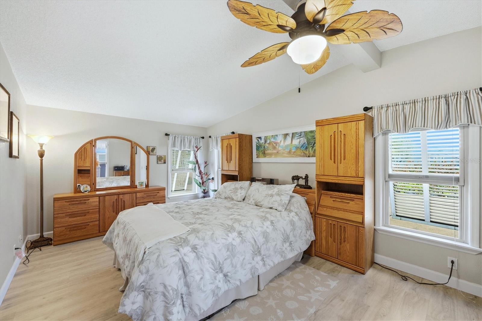 Image 17 of 52 For 6222 Falcon Drive