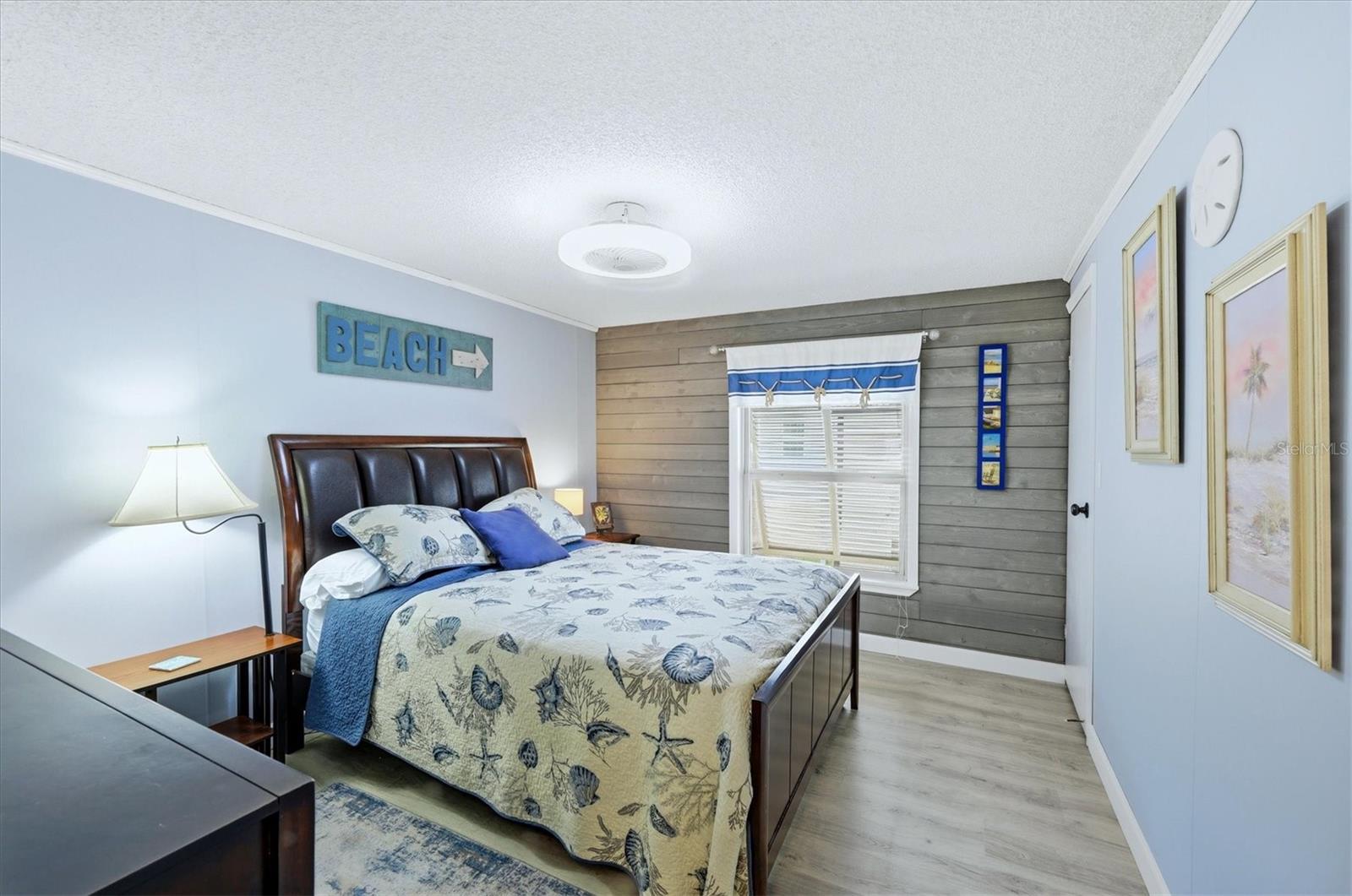 Image 20 of 52 For 6222 Falcon Drive