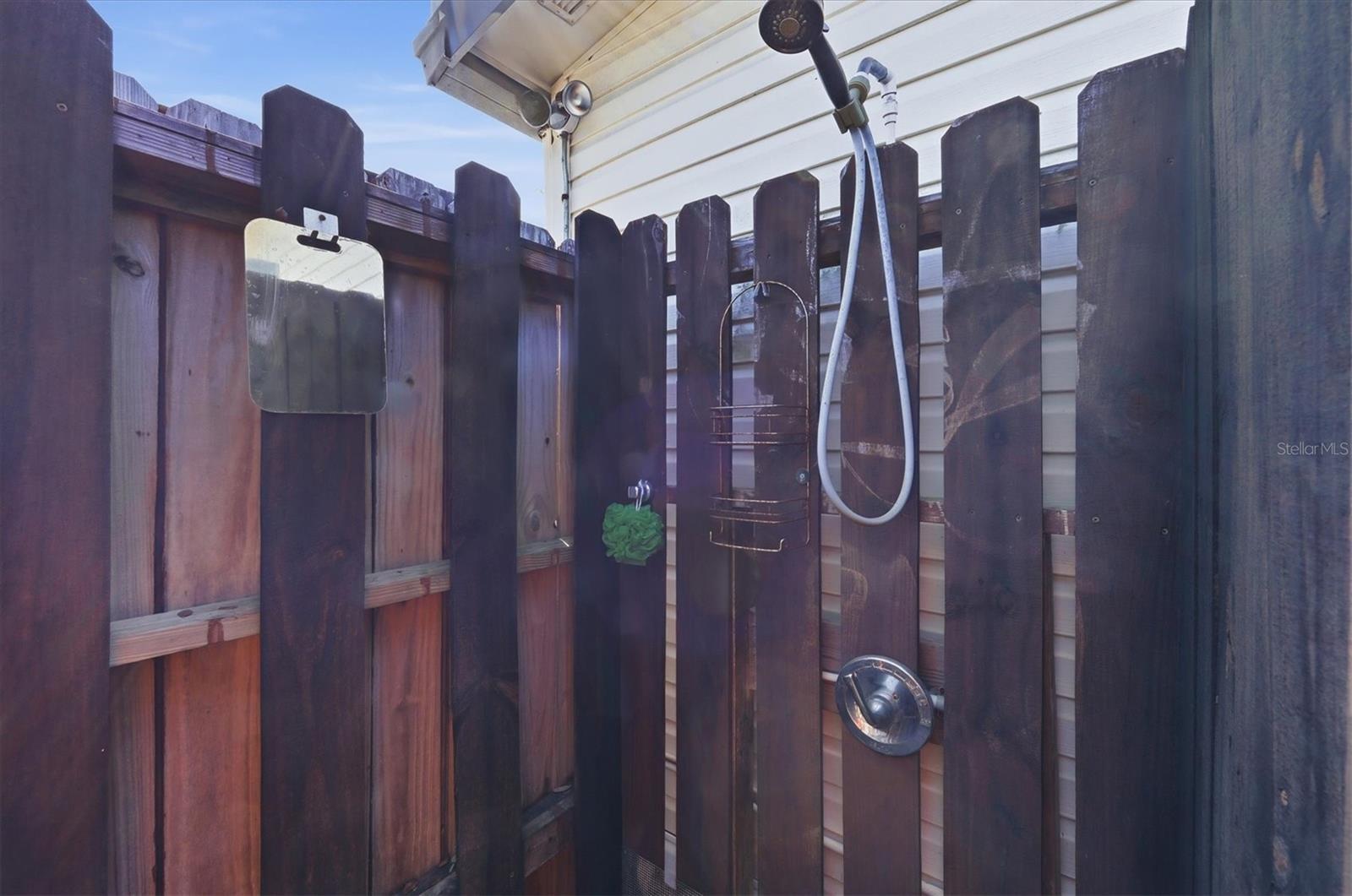 Image 27 of 52 For 6222 Falcon Drive