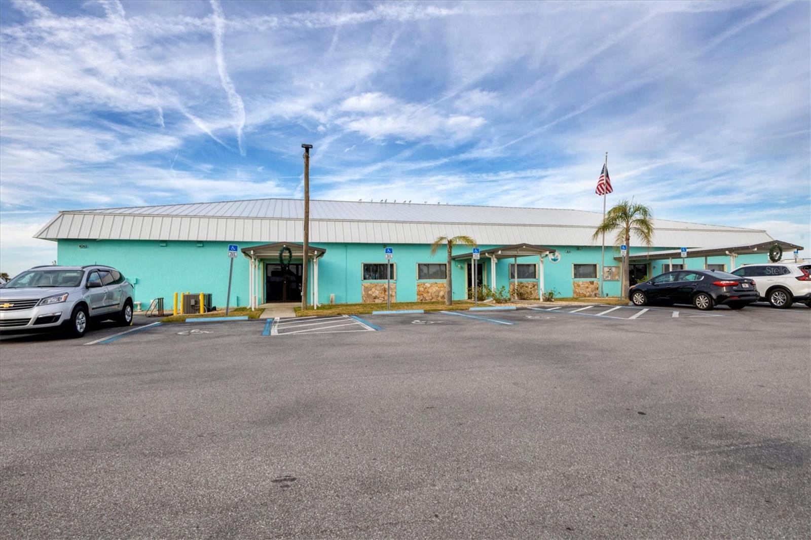 Image 34 of 52 For 6222 Falcon Drive