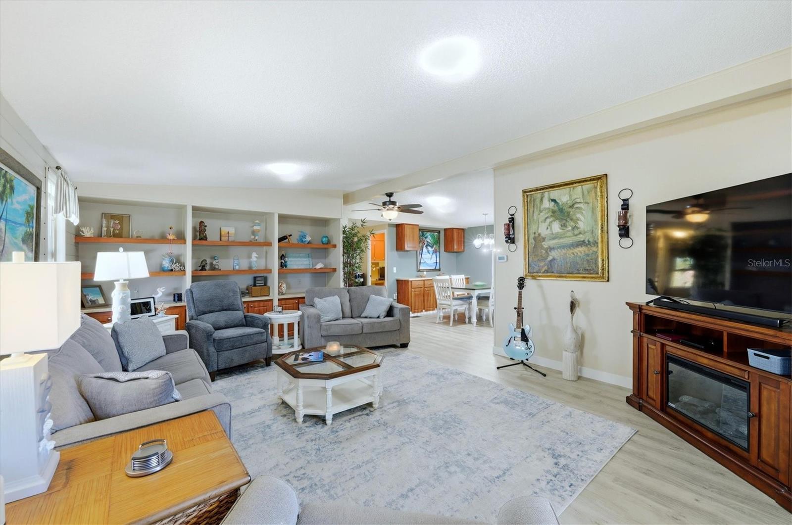 Image 6 of 52 For 6222 Falcon Drive