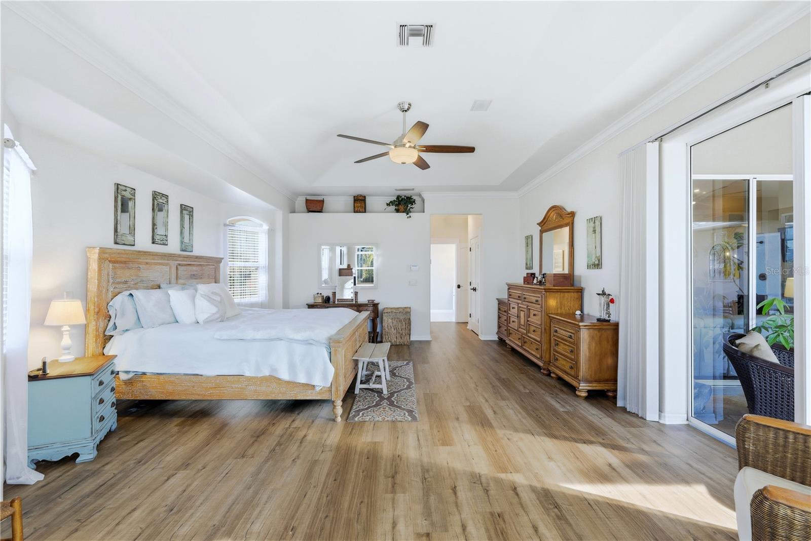 Image 15 of 40 For 978 Boundary Boulevard