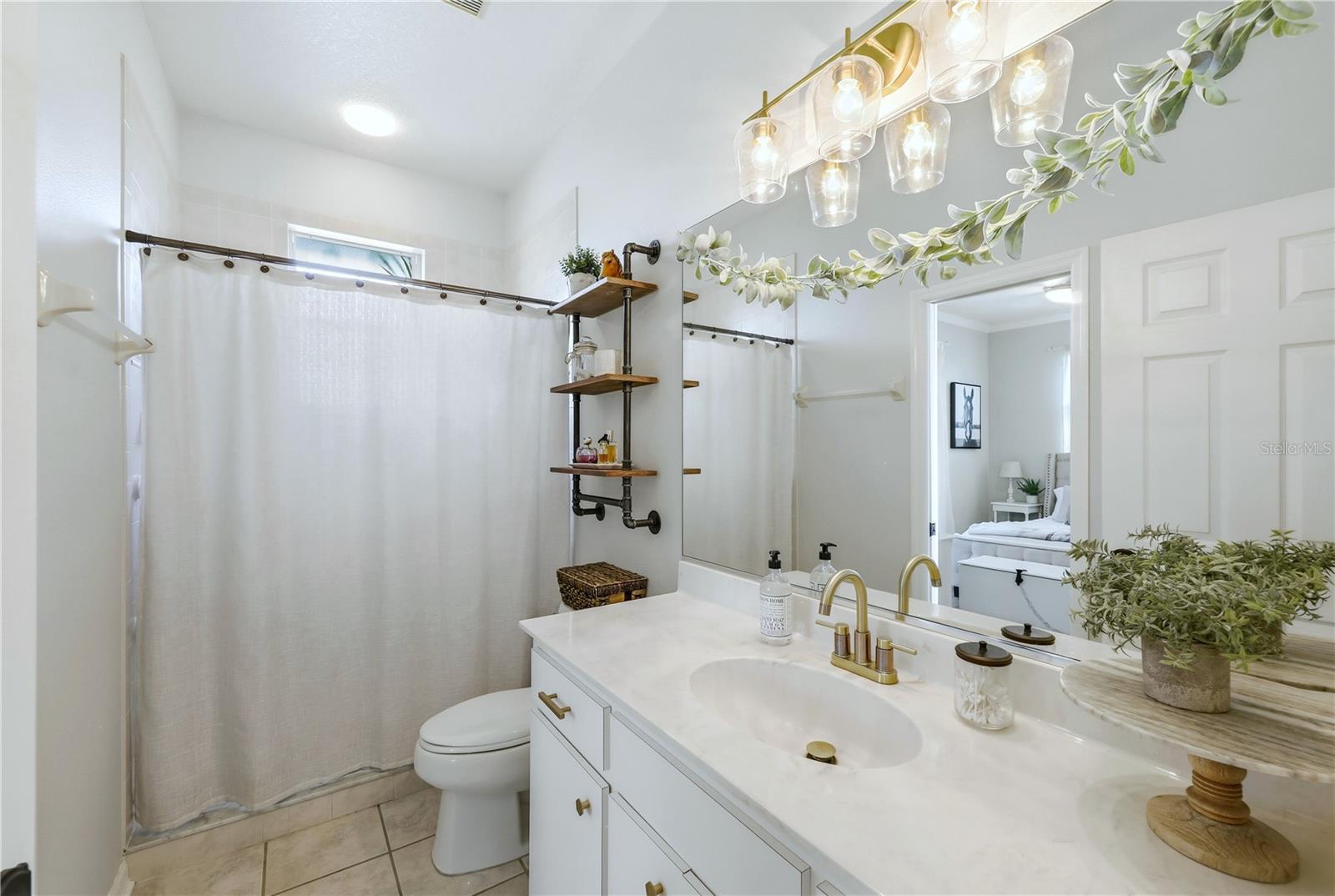 Image 20 of 40 For 978 Boundary Boulevard