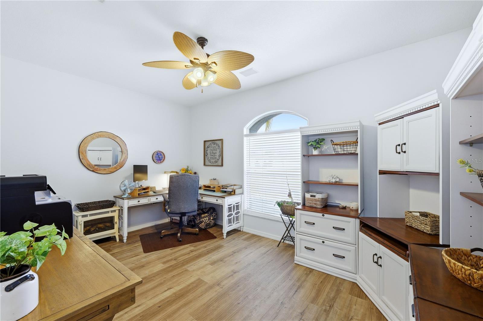 Image 26 of 40 For 978 Boundary Boulevard