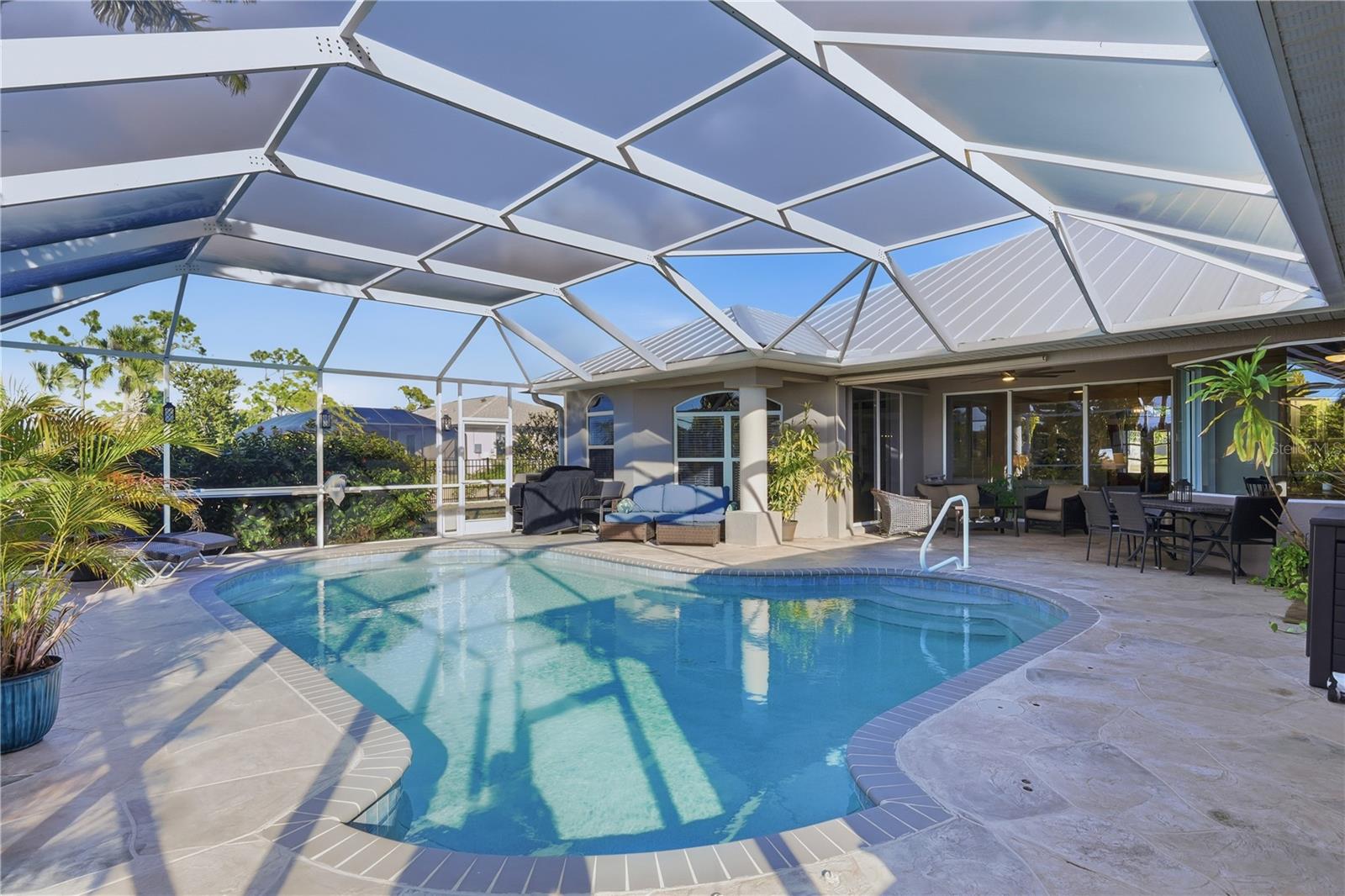 Image 33 of 40 For 978 Boundary Boulevard