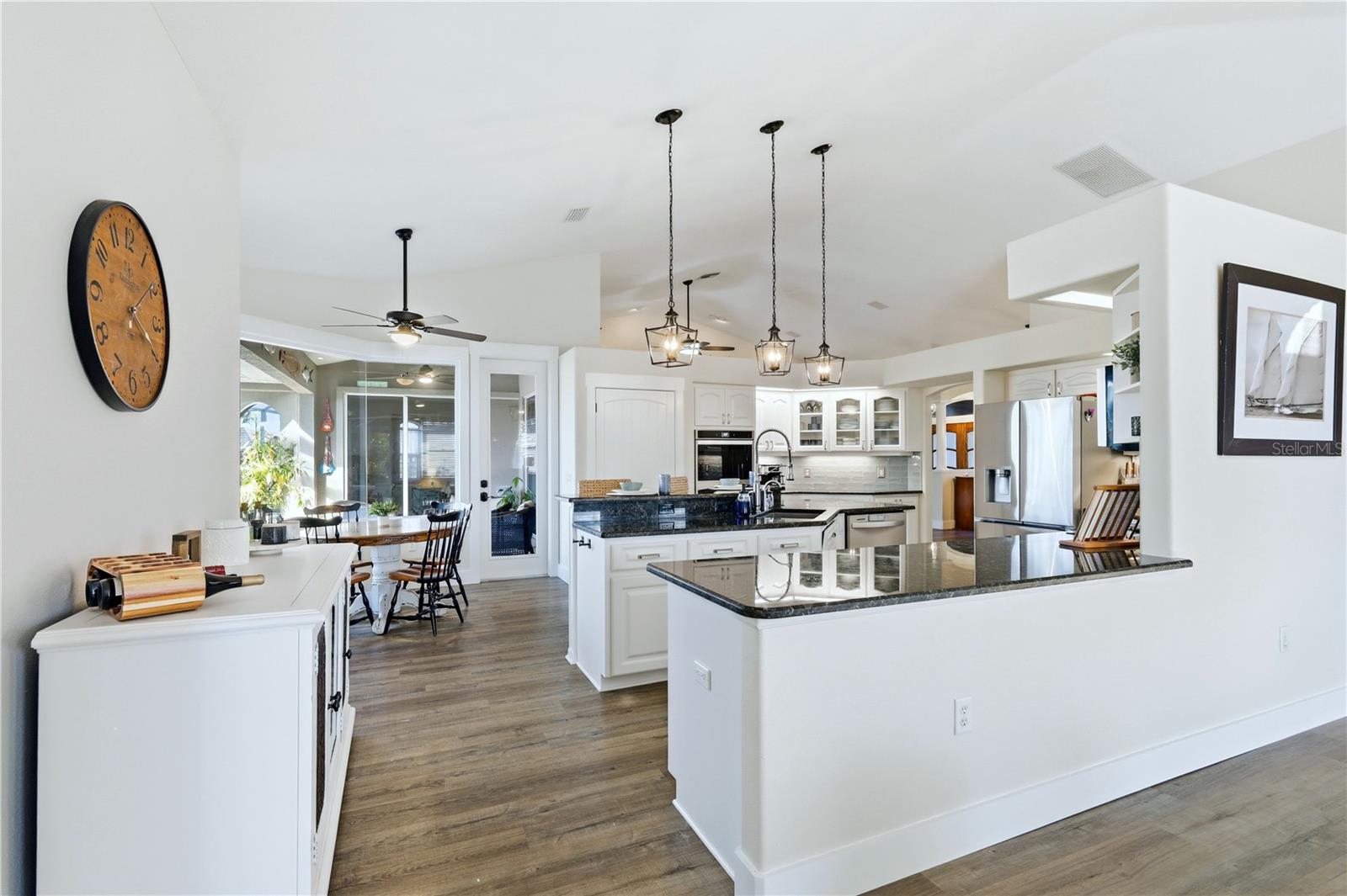 Image 8 of 40 For 978 Boundary Boulevard