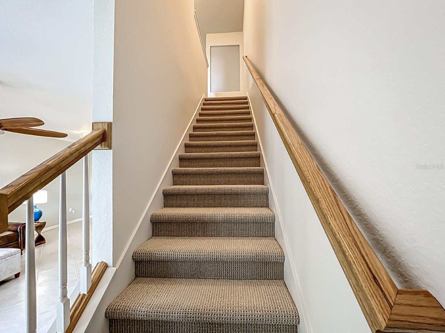 Image 22 of 51 For 20149 Lagente Circle