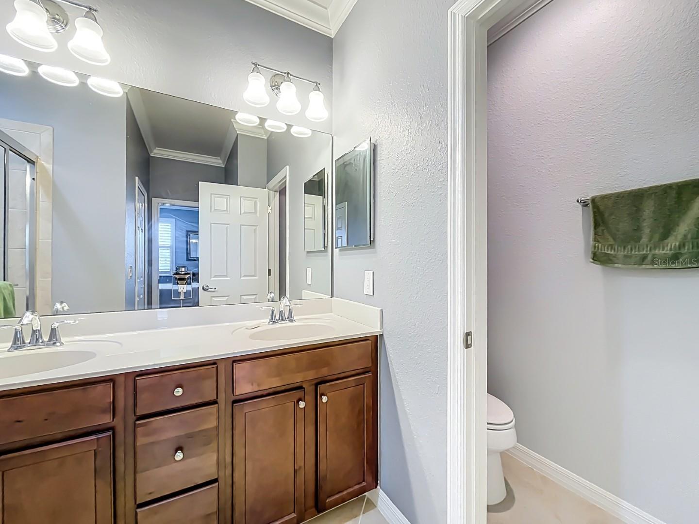 Image 31 of 51 For 20149 Lagente Circle