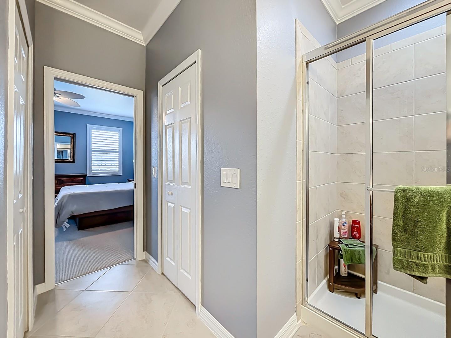 Image 32 of 51 For 20149 Lagente Circle