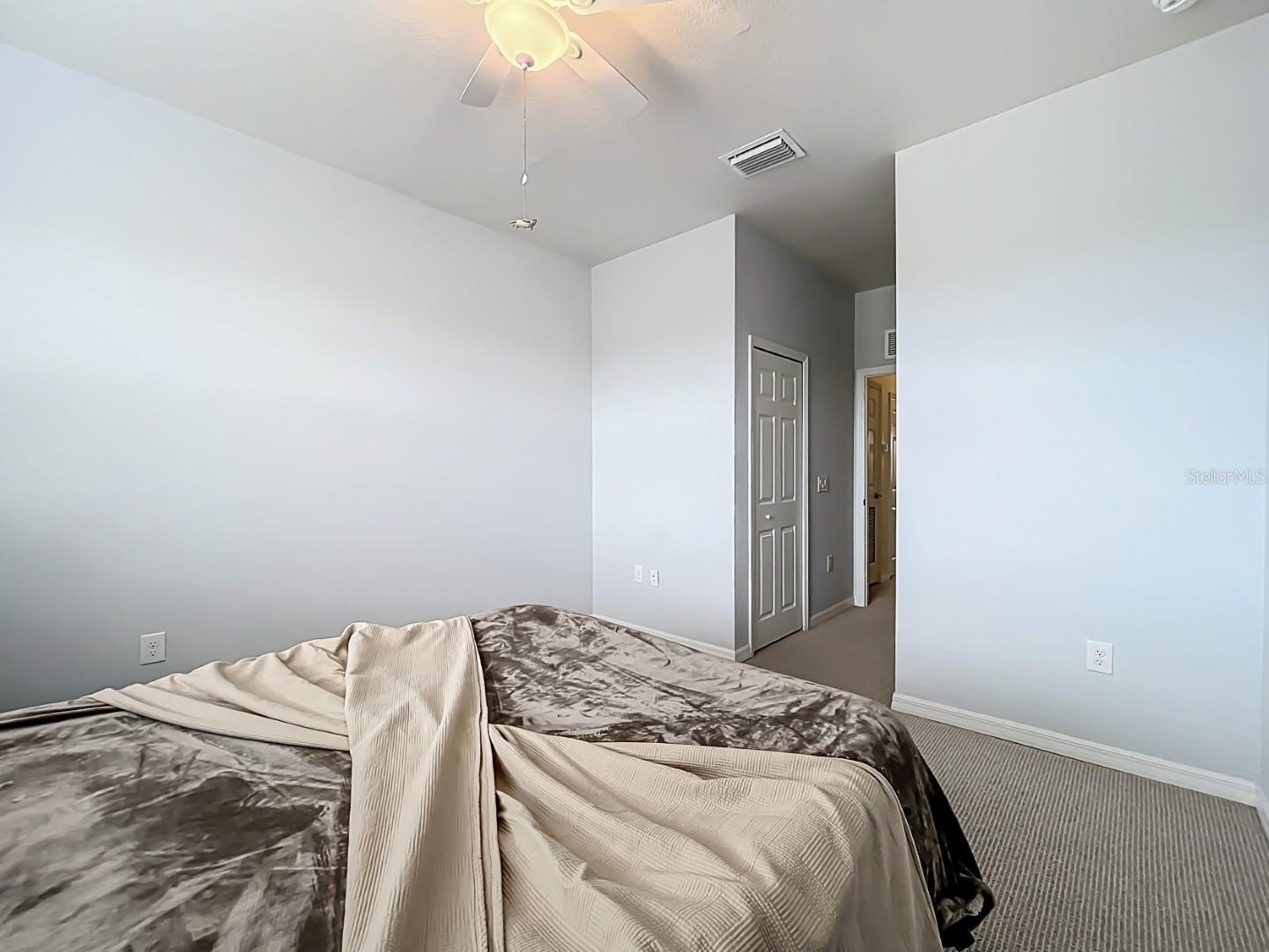 Image 37 of 51 For 20149 Lagente Circle