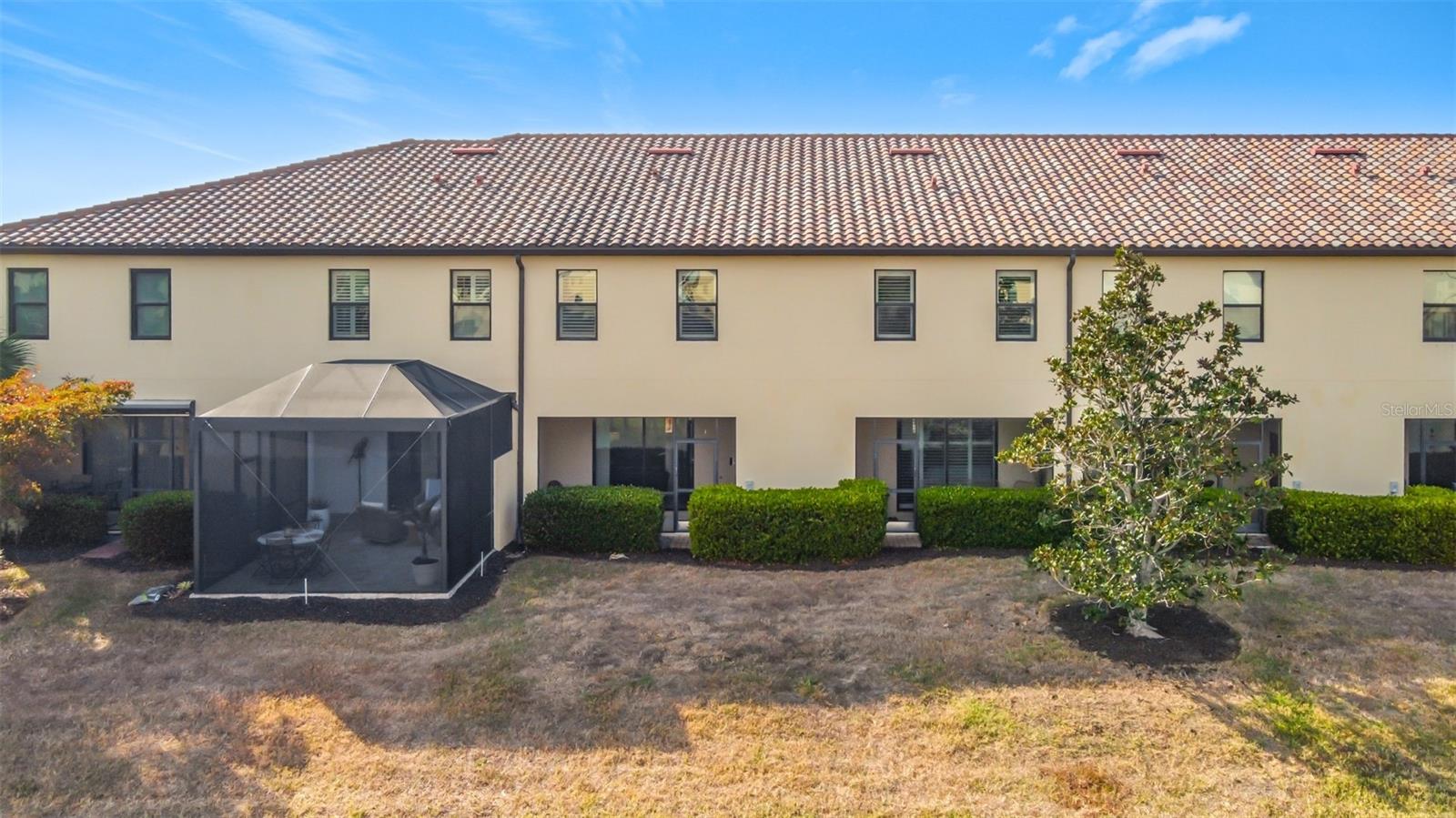 Image 46 of 51 For 20149 Lagente Circle