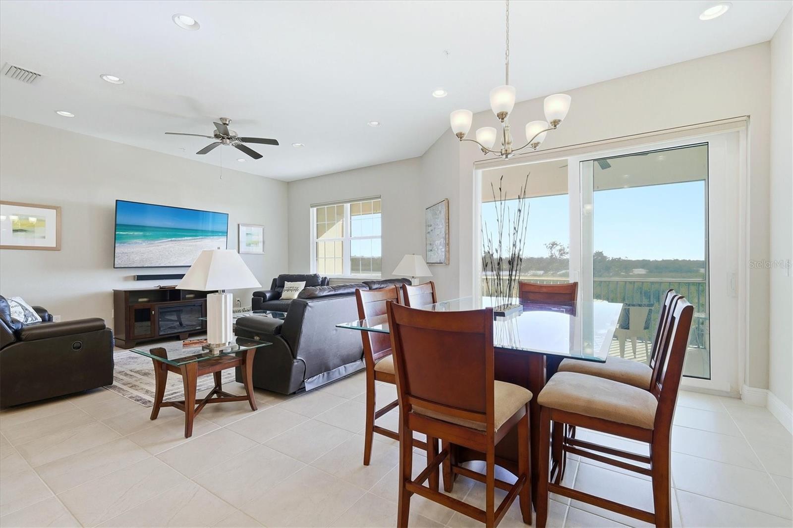 Image 11 of 64 For 10309 Coral Landings Court 100