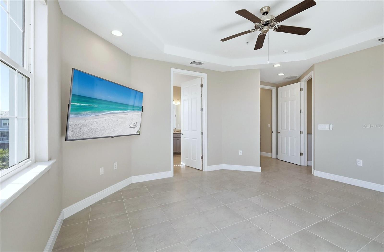 Image 25 of 64 For 10309 Coral Landings Court 100