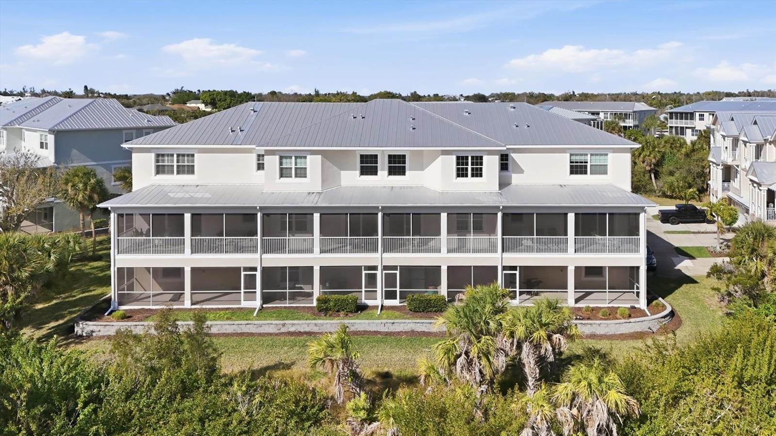 Image 33 of 64 For 10309 Coral Landings Court 100