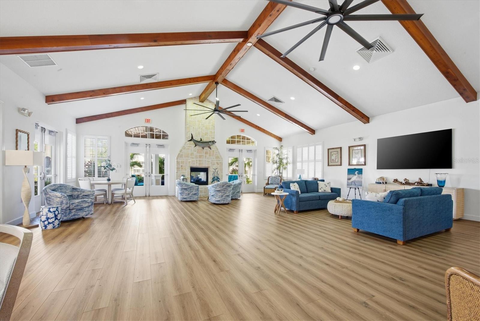 Image 42 of 64 For 10309 Coral Landings Court 100