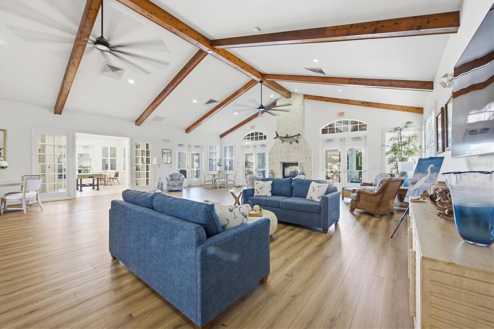 Image 43 of 64 For 10309 Coral Landings Court 100