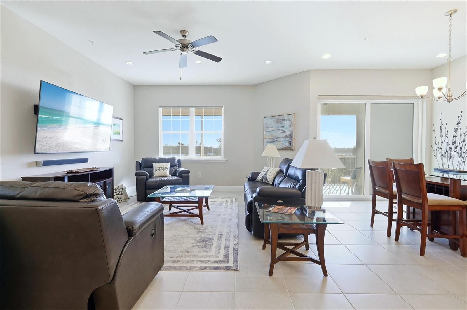 Image 5 of 64 For 10309 Coral Landings Court 100