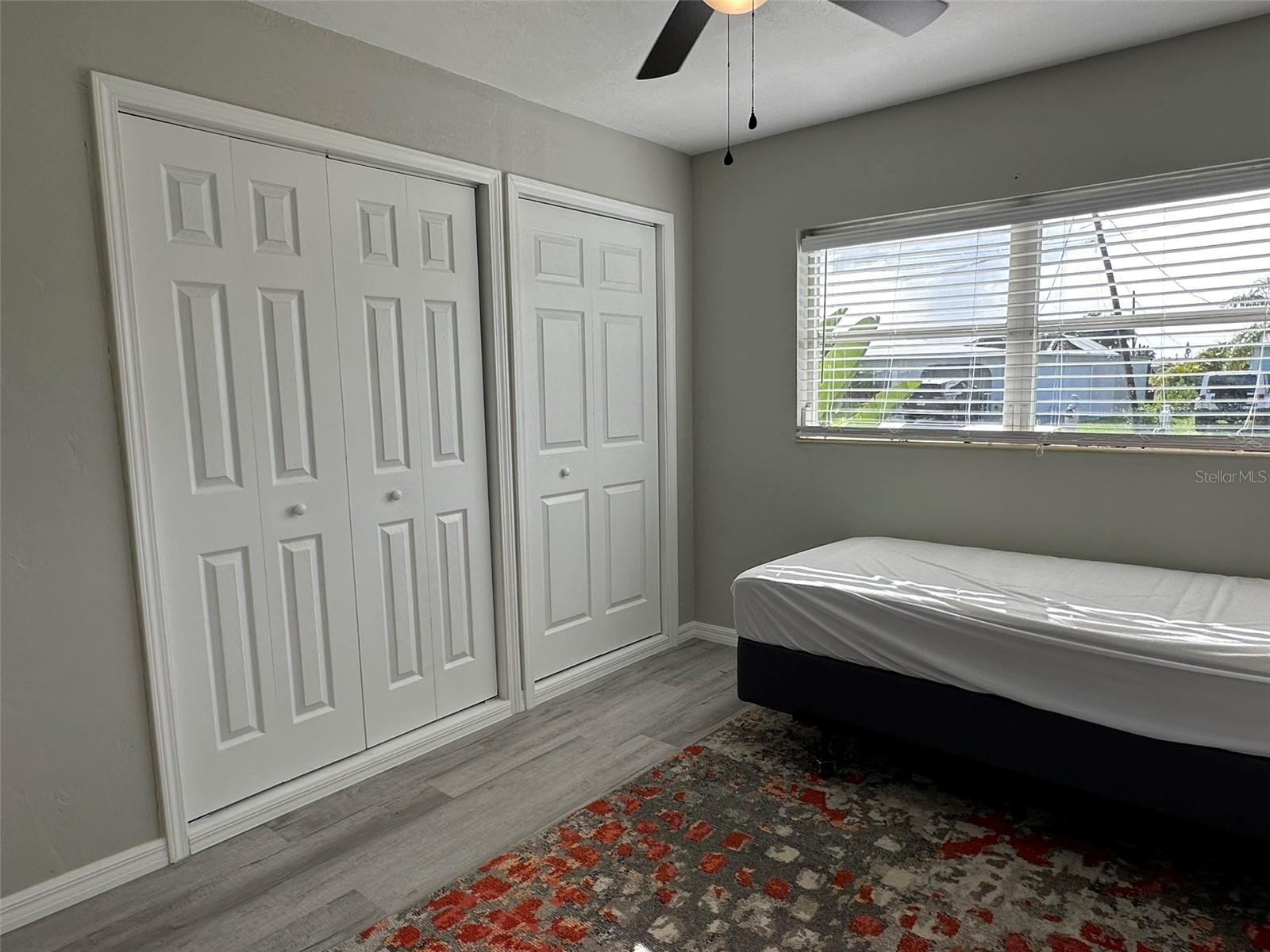 Image 18 of 37 For 135 Godfrey Avenue Ne