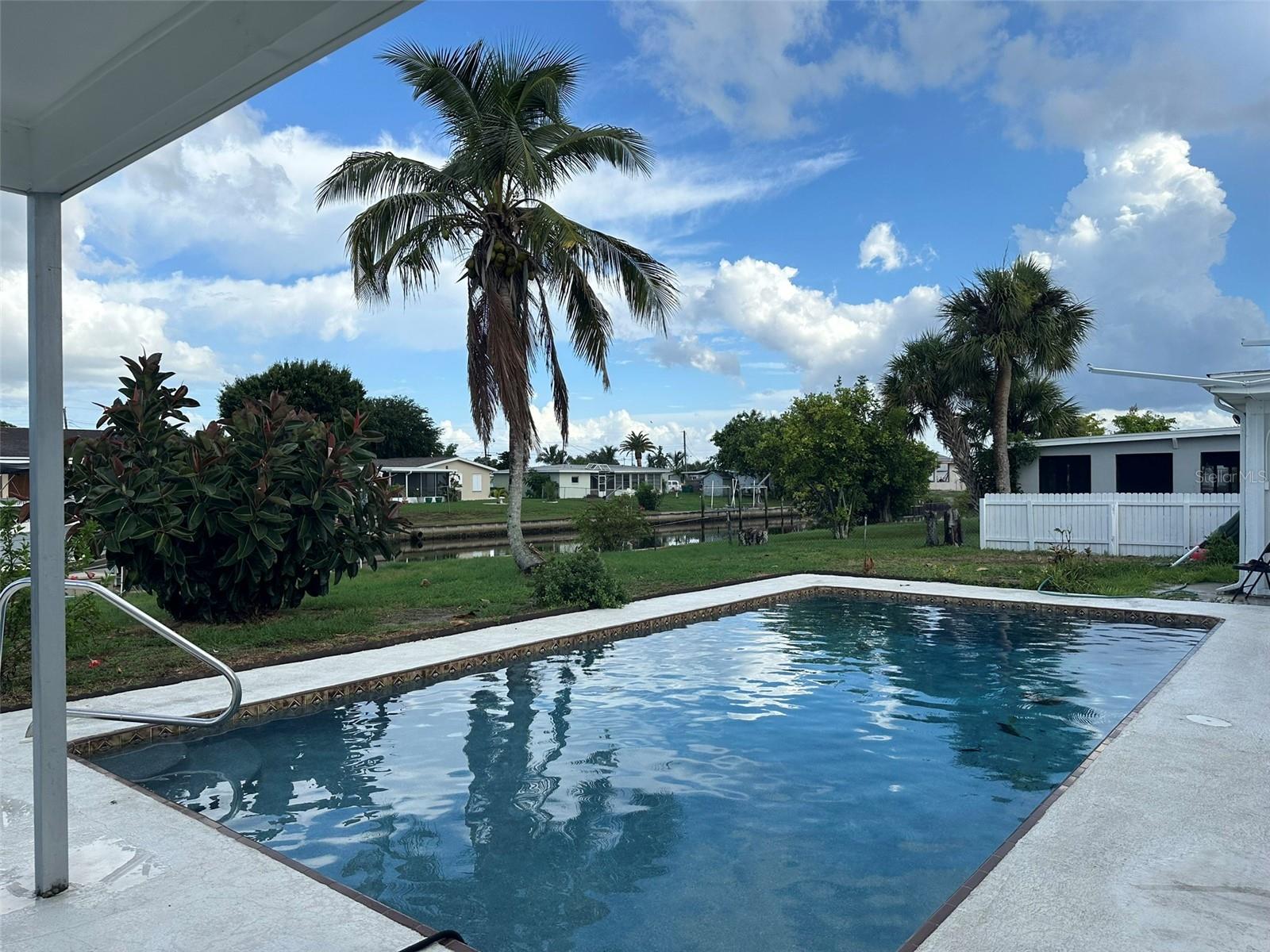 Image 25 of 37 For 135 Godfrey Avenue Ne