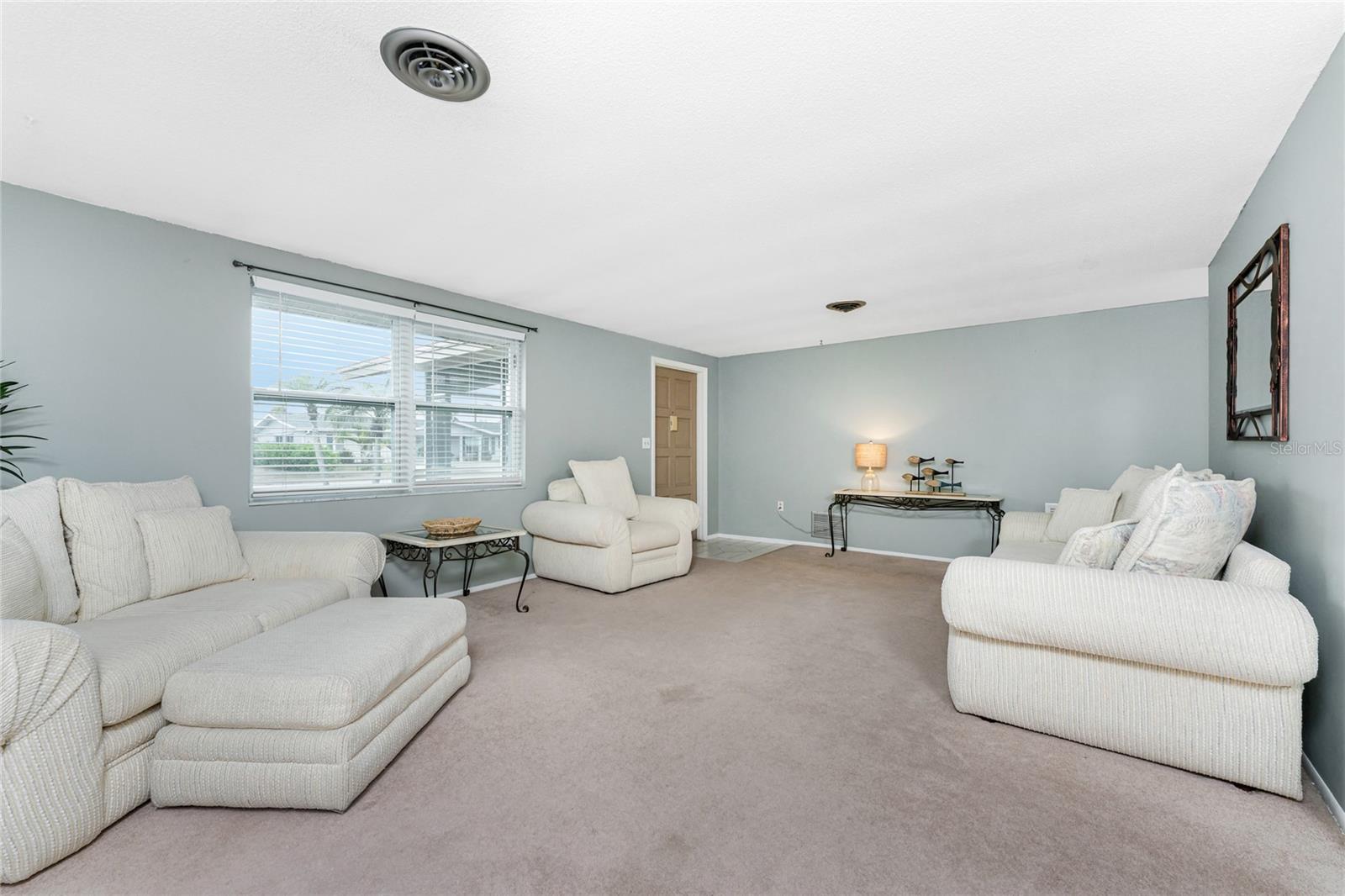 Image 12 of 58 For 1365 De Prie Road